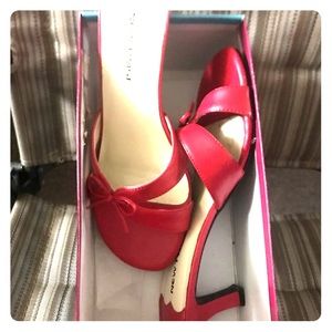 New Twist slide in sandal.